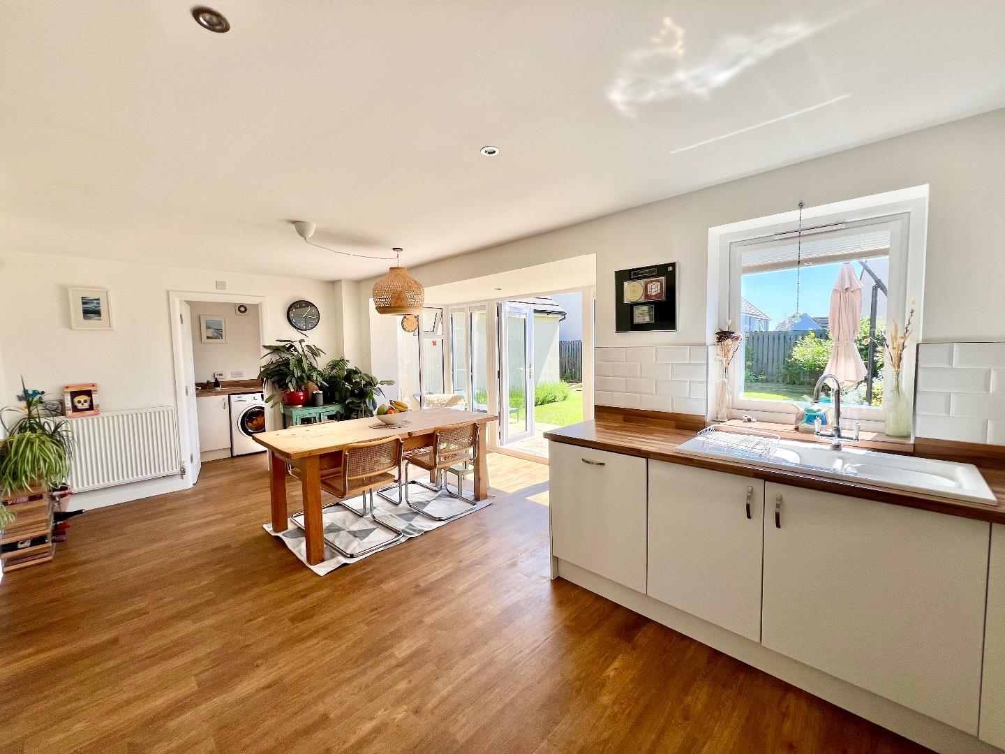 Porlock Close, Ogmore-by-sea, Vale of Glamorgan, CF32 0QE